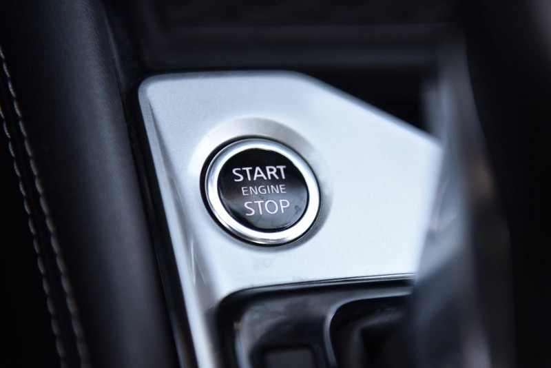 Nissan Altima Vehicle Image 15