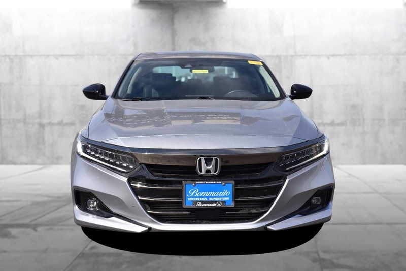 Honda Accord Sedan Vehicle Image 04