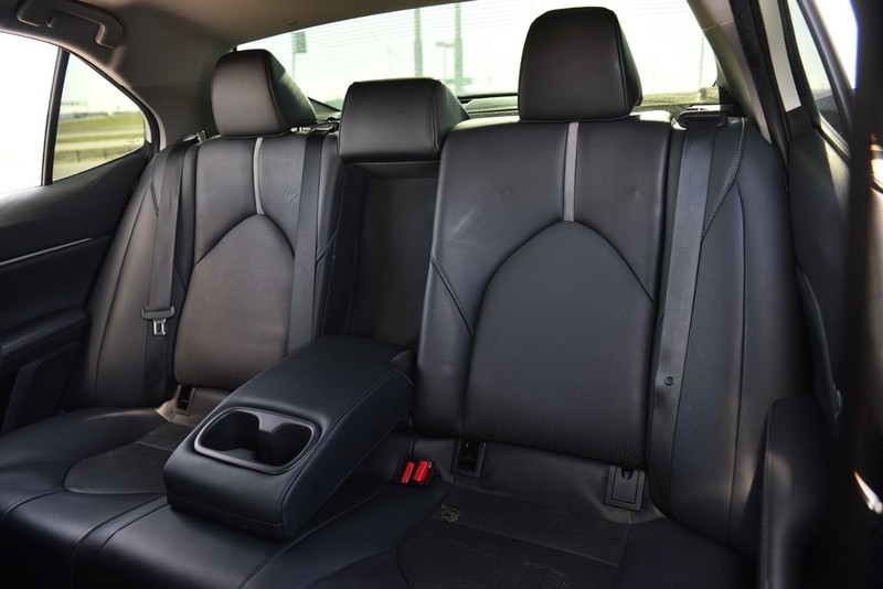 Toyota Camry Vehicle Image 22