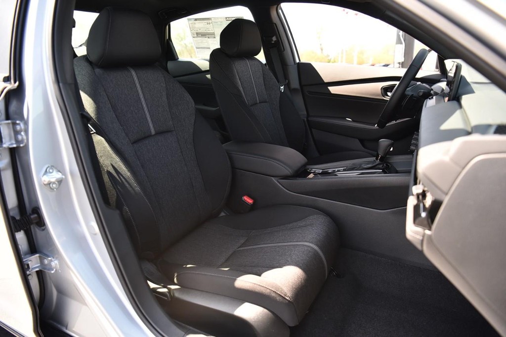 Honda Accord Hybrid Vehicle Image 20