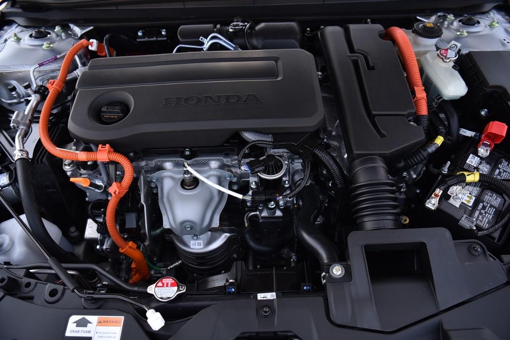 Honda Accord Hybrid Vehicle Image 25