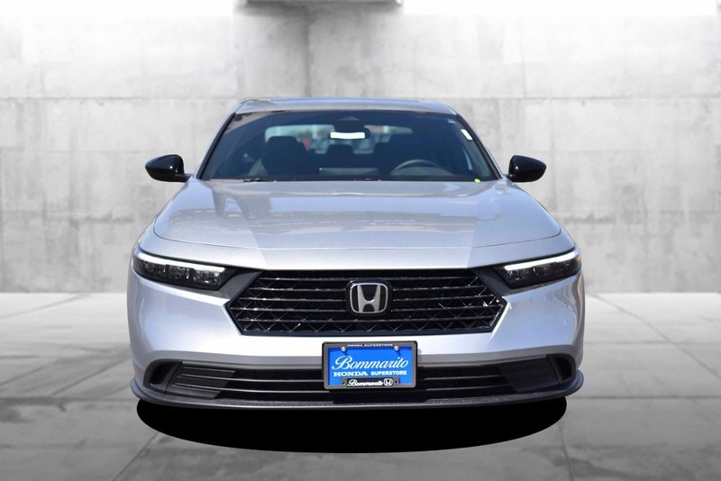 Honda Accord Hybrid Vehicle Image 04