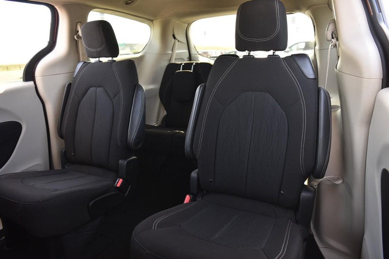 Chrysler Voyager Vehicle Image 20