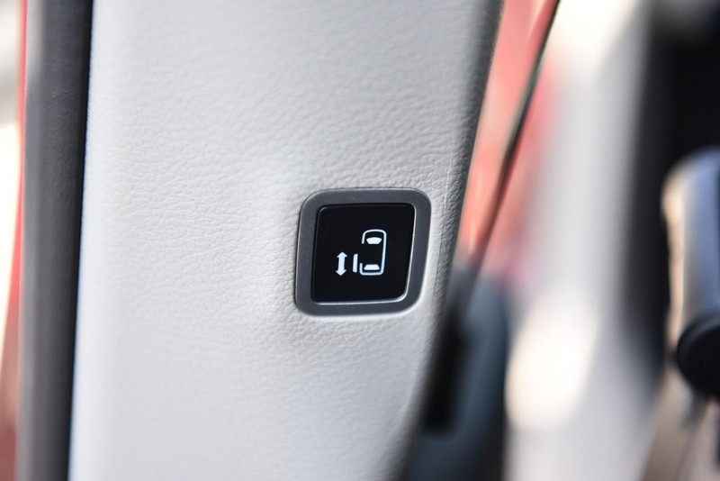 Chrysler Voyager Vehicle Image 22