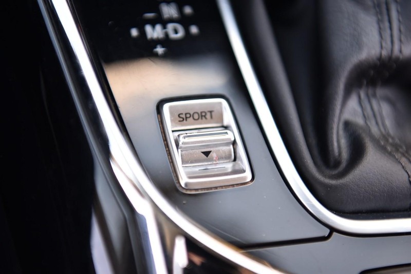 Mazda CX-9 Vehicle Image 14