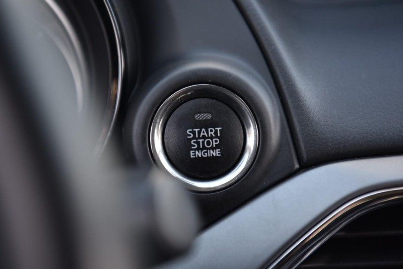 Mazda CX-9 Vehicle Image 17