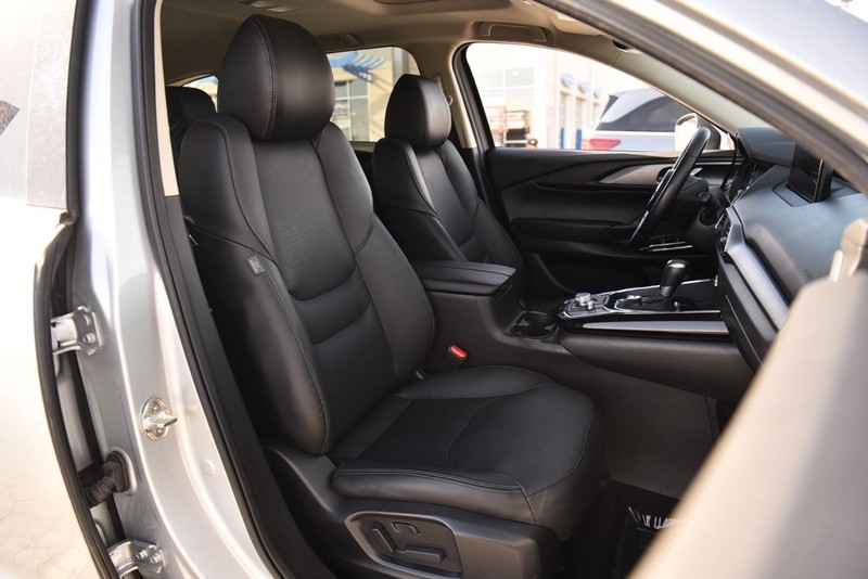 Mazda CX-9 Vehicle Image 20
