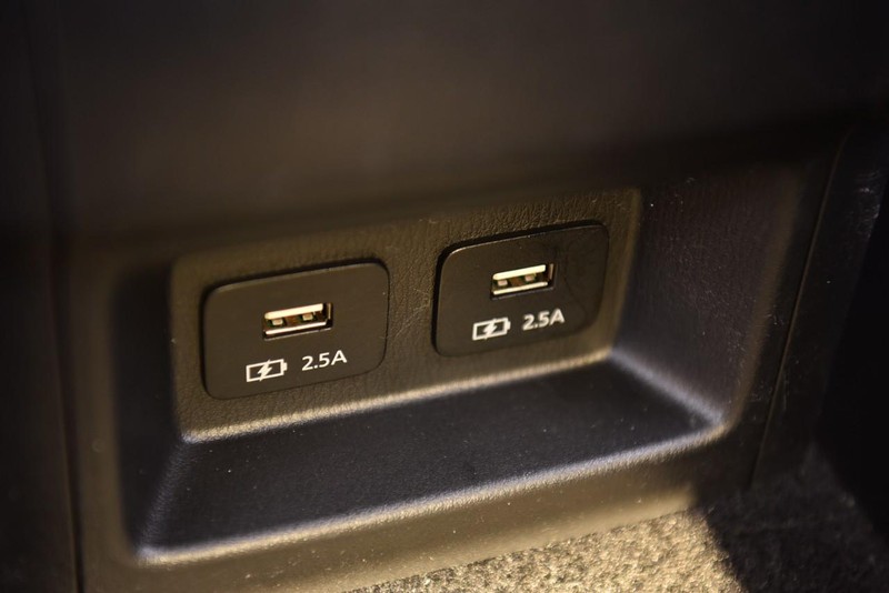 Mazda CX-9 Vehicle Image 24