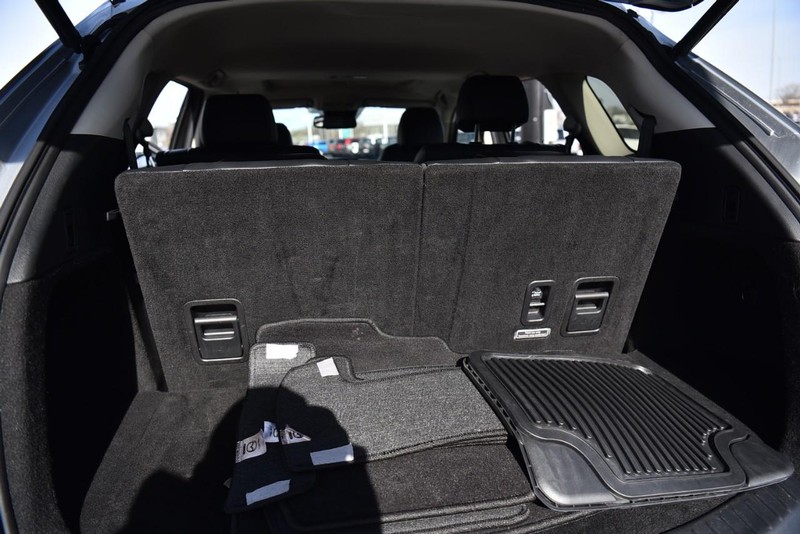 Mazda CX-9 Vehicle Image 26