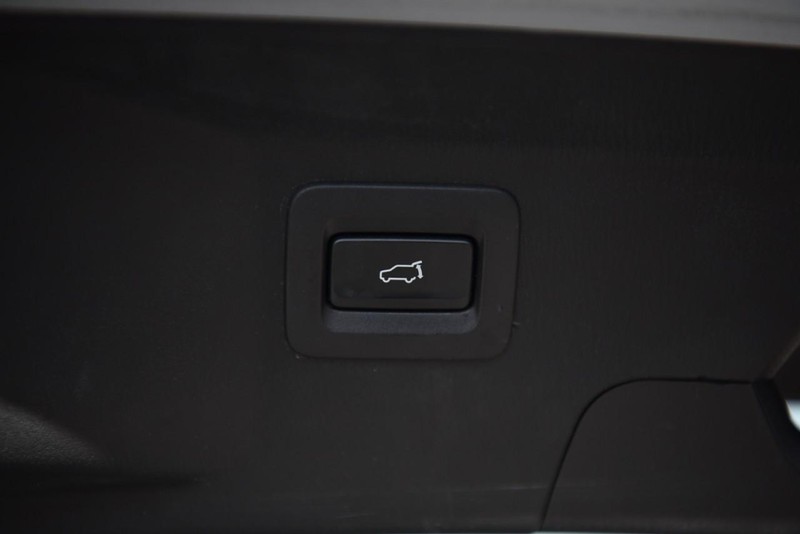 Mazda CX-9 Vehicle Image 27