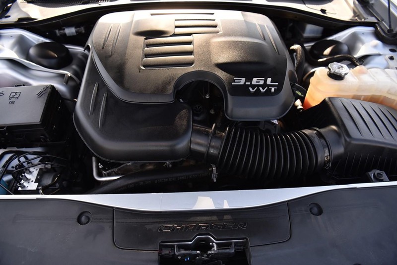 Dodge Charger Vehicle Image 21