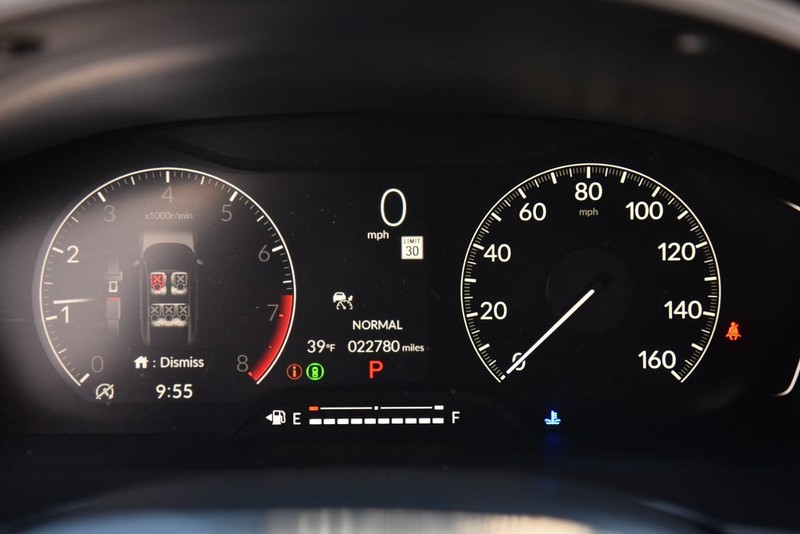 Honda Civic Hatchback Vehicle Image 10