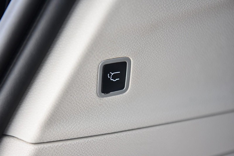 Chrysler Voyager Vehicle Image 25