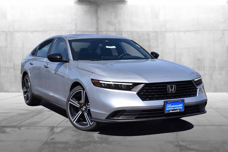 Honda Accord Hybrid Vehicle Image 02