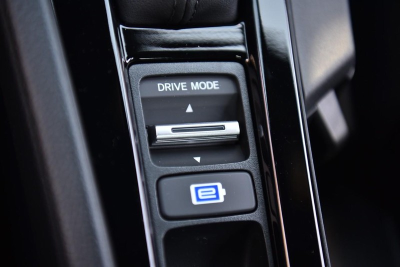 Honda Accord Hybrid Vehicle Image 15