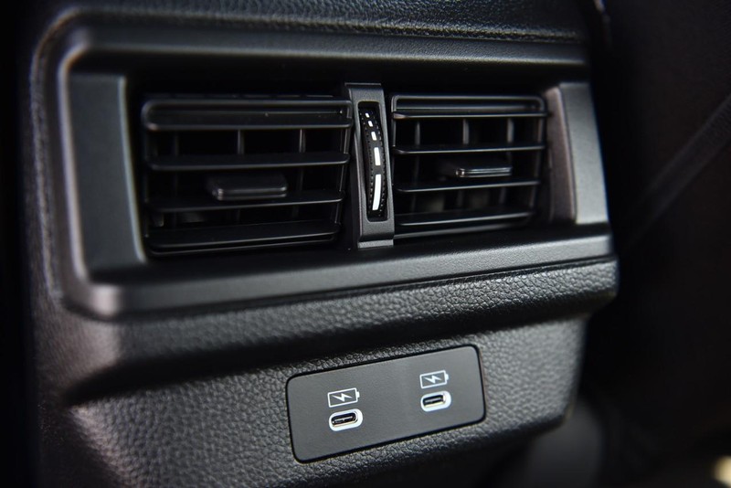 Honda Accord Hybrid Vehicle Image 23