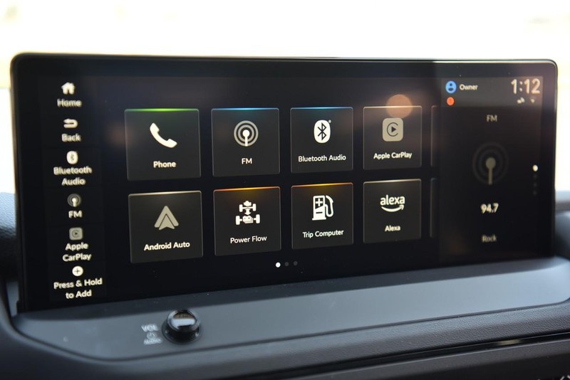 Honda Accord Hybrid Vehicle Image 18