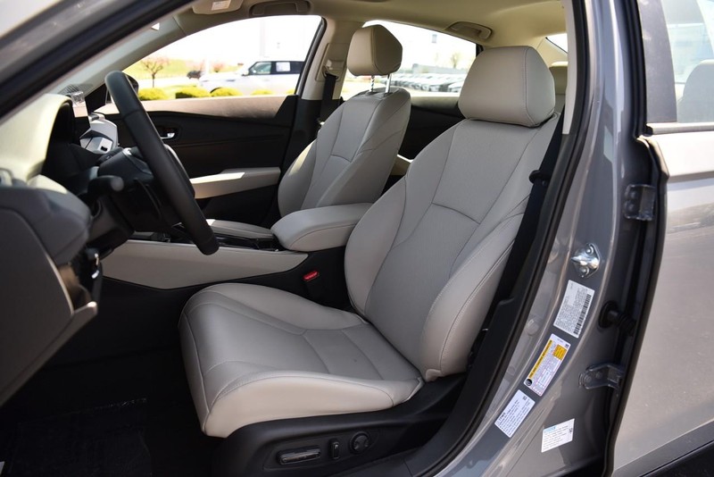 Honda Accord Hybrid Vehicle Image 21