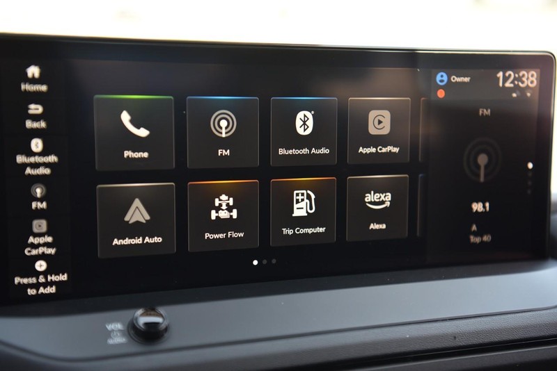 Honda Accord Hybrid Vehicle Image 17