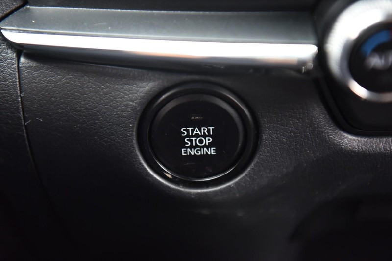 Mazda CX-30 Vehicle Image 15