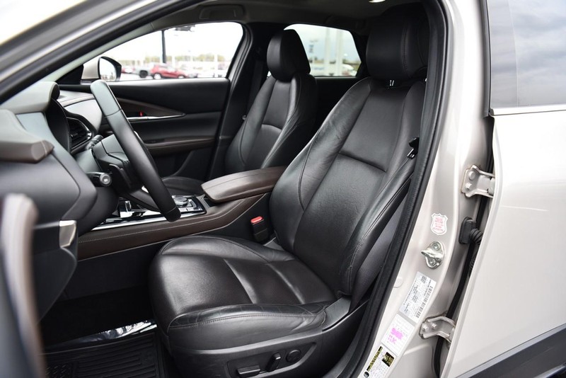 Mazda CX-30 Vehicle Image 18