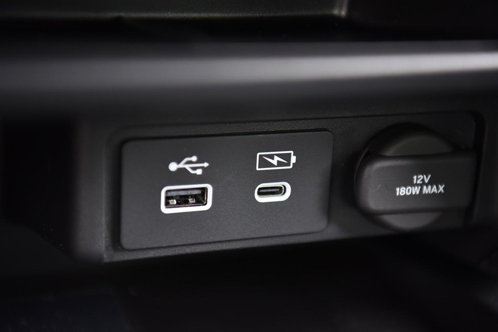 Honda Ridgeline Vehicle Image 17