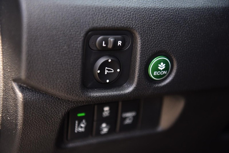 Honda Ridgeline Vehicle Image 12