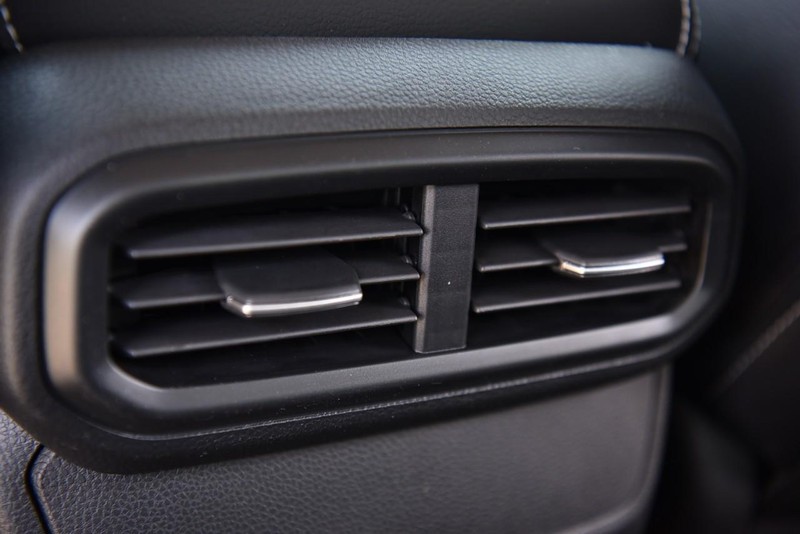 Honda Ridgeline Vehicle Image 27