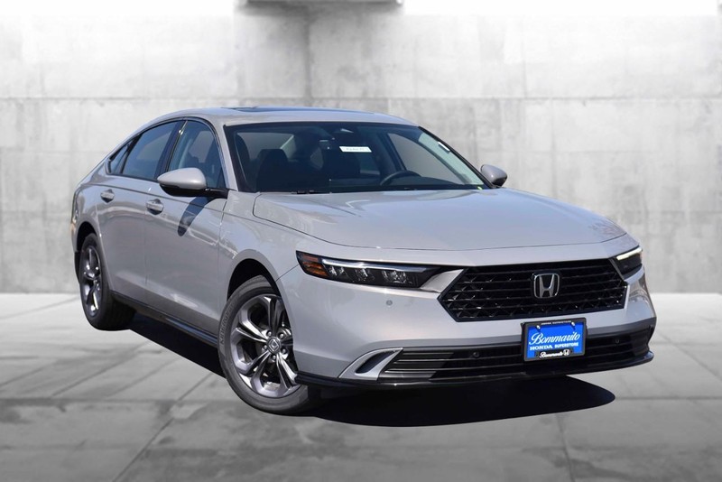 Honda Accord Hybrid Vehicle Image 02