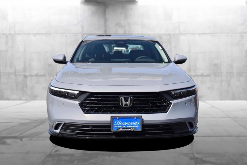 Honda Accord Hybrid Vehicle Image 04