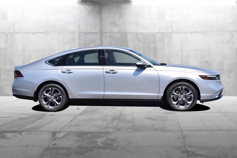 Honda Accord Hybrid Vehicle Image 05