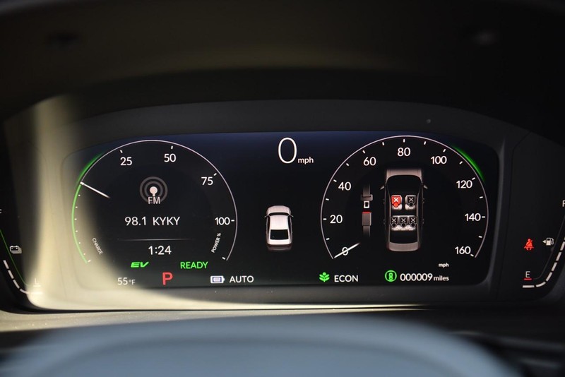 Honda Accord Hybrid Vehicle Image 11