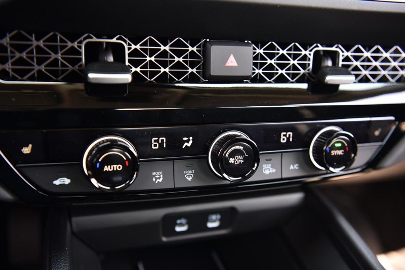 Honda Accord Hybrid Vehicle Image 13