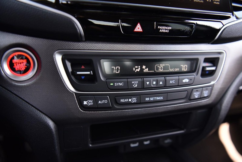 Honda Ridgeline Vehicle Image 16