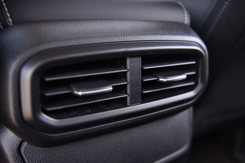 Honda Ridgeline Vehicle Image 25