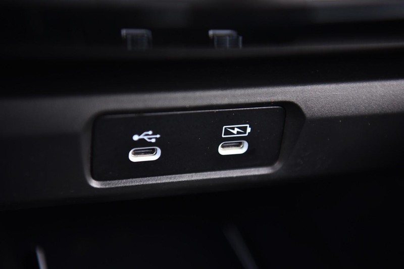 Honda Accord Hybrid Vehicle Image 14