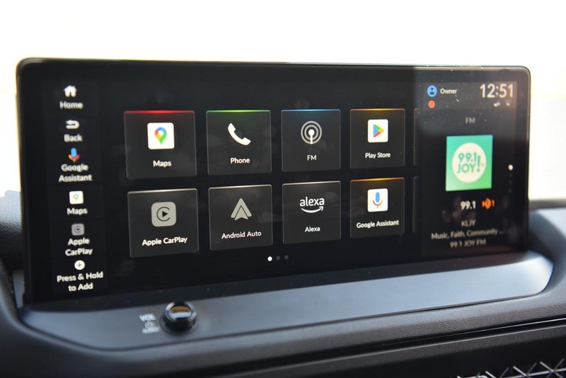 Honda Accord Hybrid Vehicle Image 17