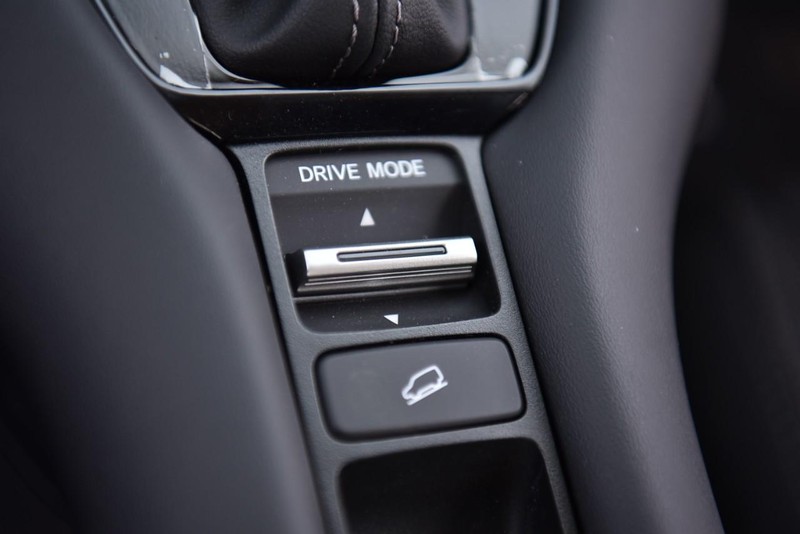 Honda HR-V Vehicle Image 15