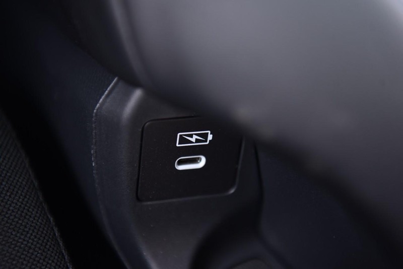 Honda HR-V Vehicle Image 16