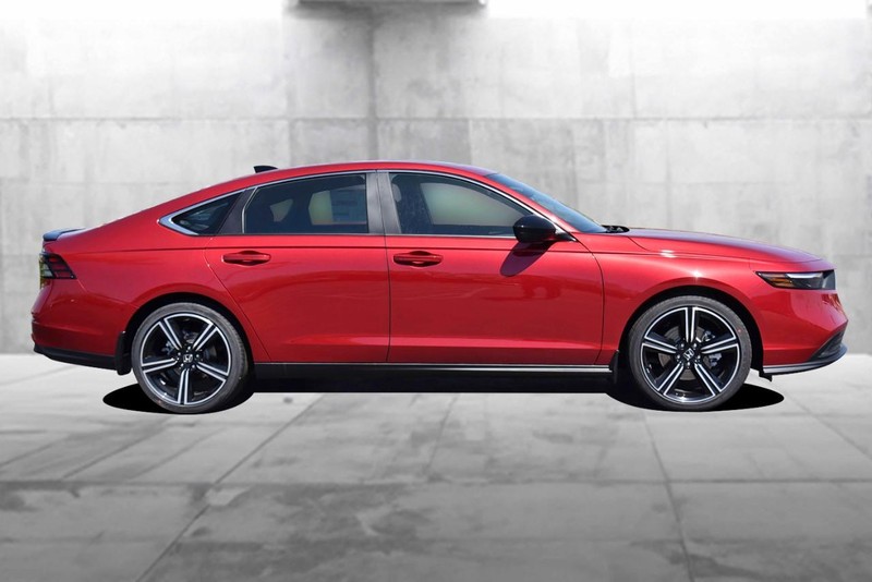 Honda Accord Hybrid Vehicle Image 05
