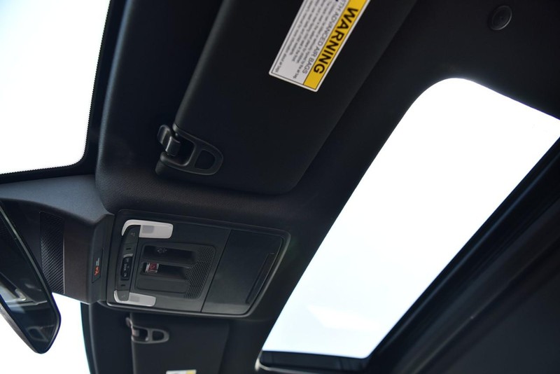 Honda Accord Hybrid Vehicle Image 21