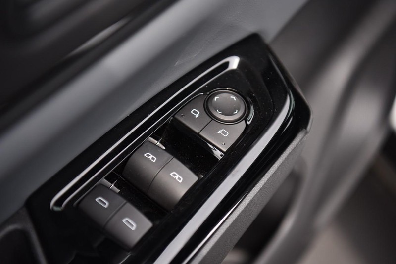 Honda Prologue Vehicle Image 08
