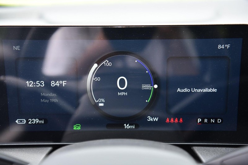 Honda Prologue Vehicle Image 13