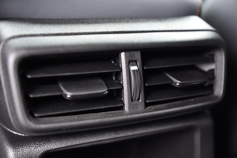 Honda Prologue Vehicle Image 24