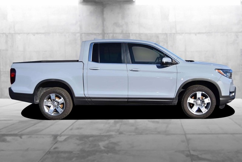 Honda Ridgeline Vehicle Image 05