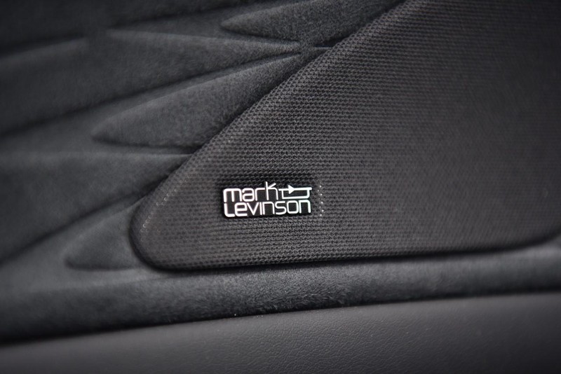 Lexus RX Vehicle Image 09