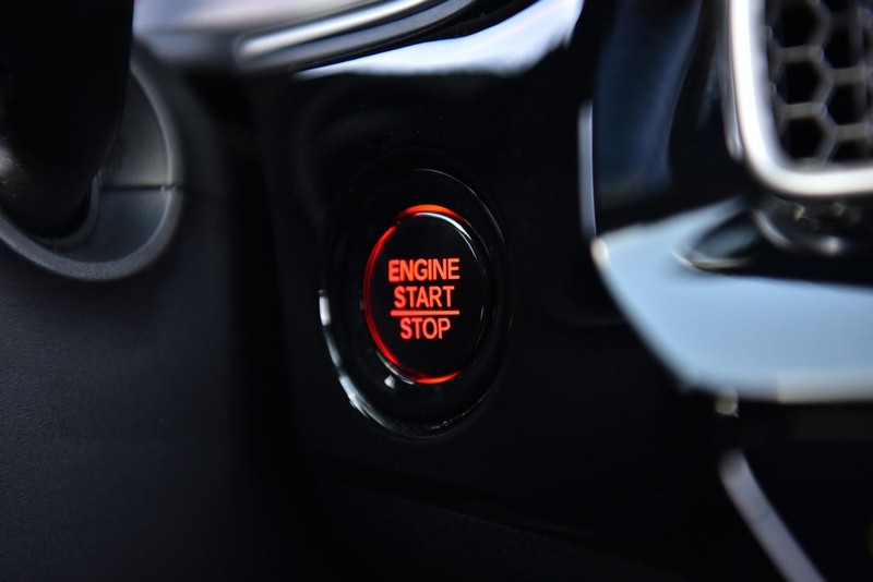 Honda Civic Hatchback Vehicle Image 18