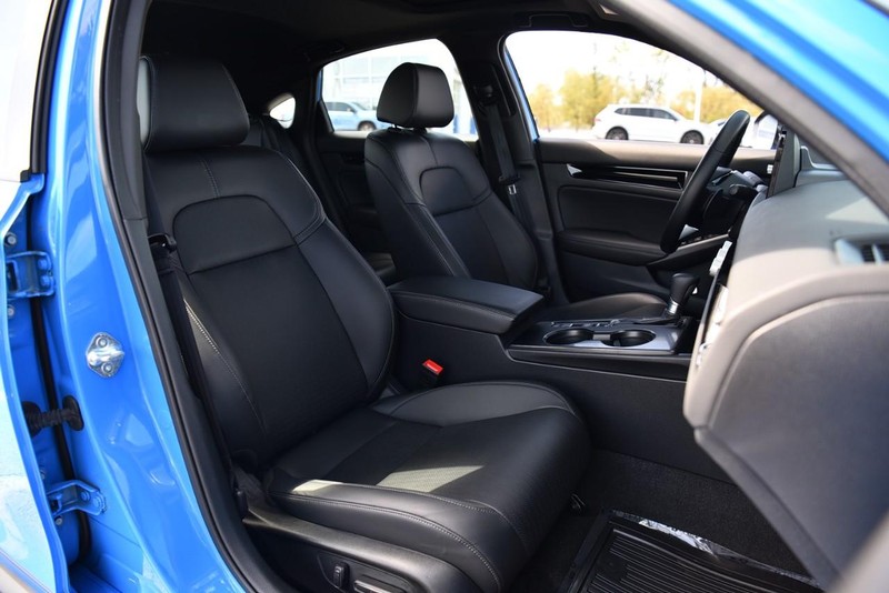 Honda Civic Hatchback Vehicle Image 21