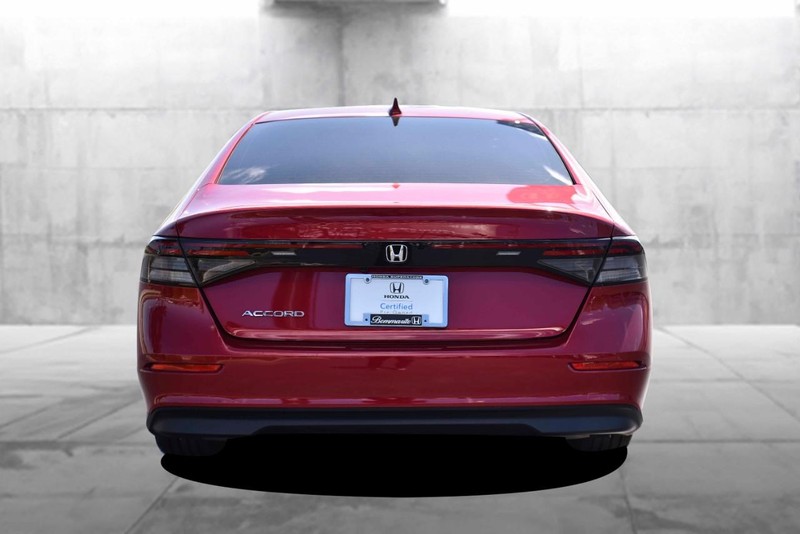 Honda Accord Sedan Vehicle Image 06