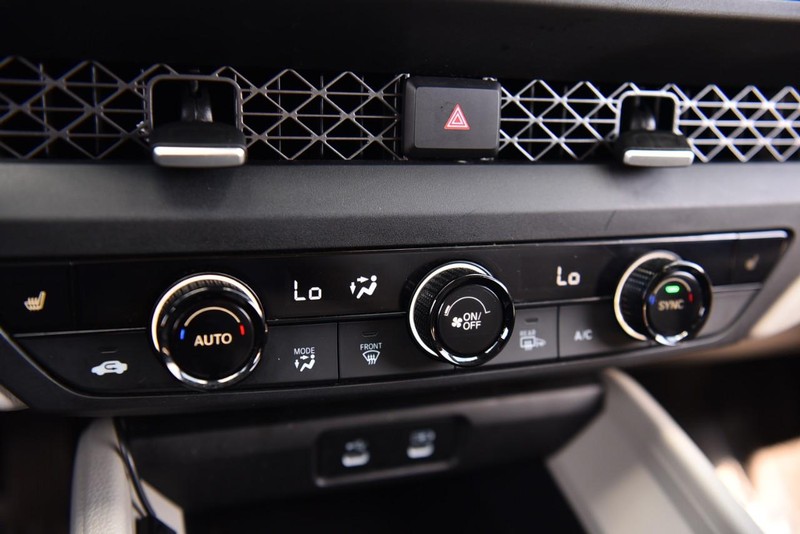 Honda Accord Sedan Vehicle Image 12